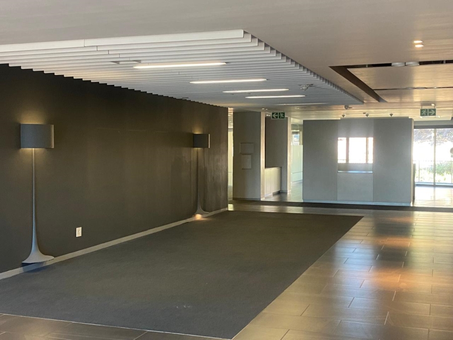 To Let commercial Property for Rent in Mowbray Western Cape